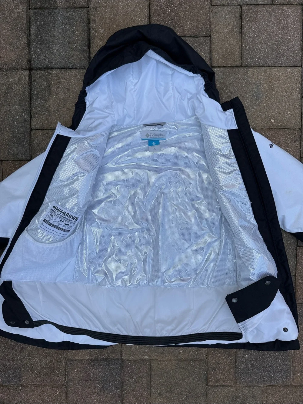 Girls size youth medium (10-12) Columbia Omni Heat Lined Ski Jacket